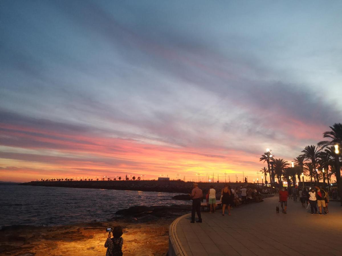 Monteagudo - Estudio Cerca De Playa Del Acequion Apartman Torrevieja Kültér fotó